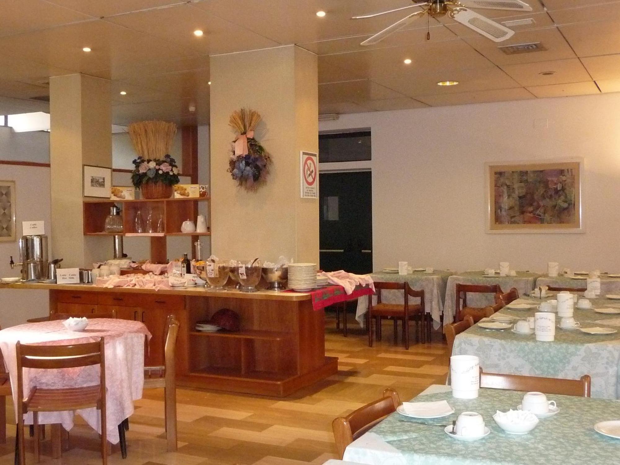 Hotel Cristallo Удине Екстериор снимка